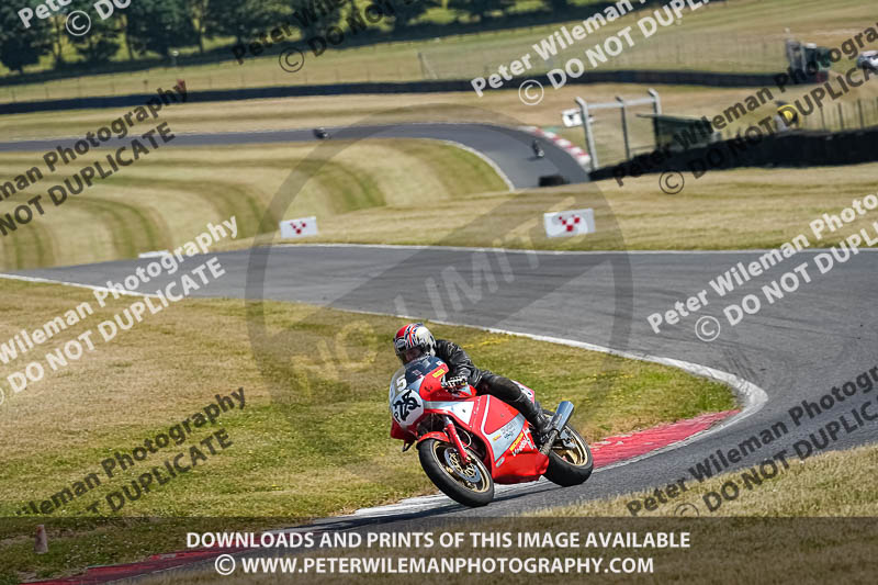 cadwell park;cadwell park photographs;cadwell trackday photographs;enduro digital images;event digital images;eventdigitalimages;peter wileman photography;racing digital images;trackday digital images;trackday photos